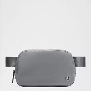 Lululemon Everywhere Belt Bag